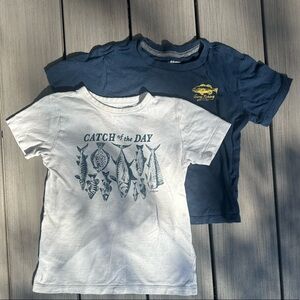 Bundle of 2 Boys T-Shirts Fishing Themed XS 4/5